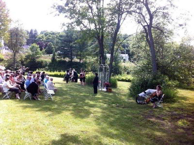 Sword Inn Bancroft Extérieur photo